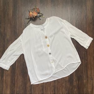 Maggie & Max Sheer 4 Button 3/4 Sleeve Top Size XL